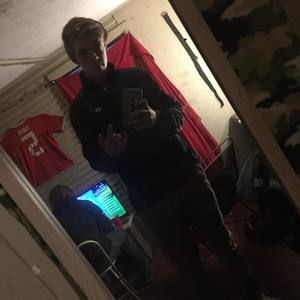 Meet your Posher, Dominic